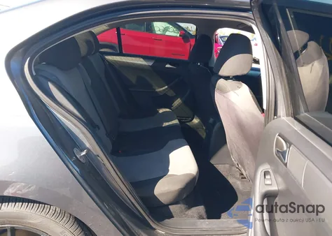 2017 Volkswagen Jetta 1.4T S from USA, damaged, VIN 3VW2B7AJ7HM411646